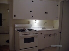 Building Photo - 817 Hummel Ave