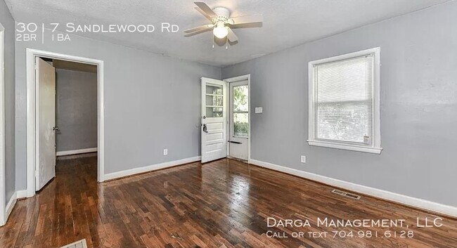Building Photo - 3017 Sandlewood Rd
