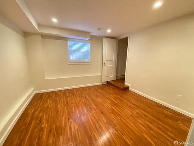 Building Photo - 60 Westdale Ave