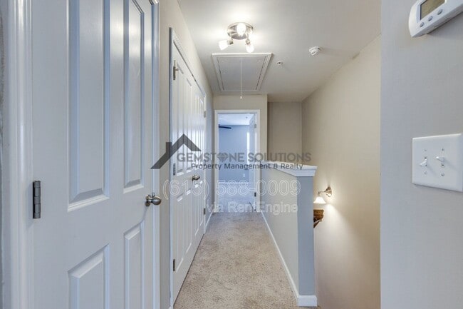 Building Photo - 6007 Dupont Cove Dr