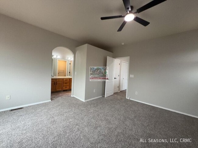 Building Photo - 7002 Sand Crest View