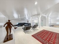 Building Photo - Historic, Character-Rich House - 3 Bed, 3 Bath (2 Full, 2 Half)