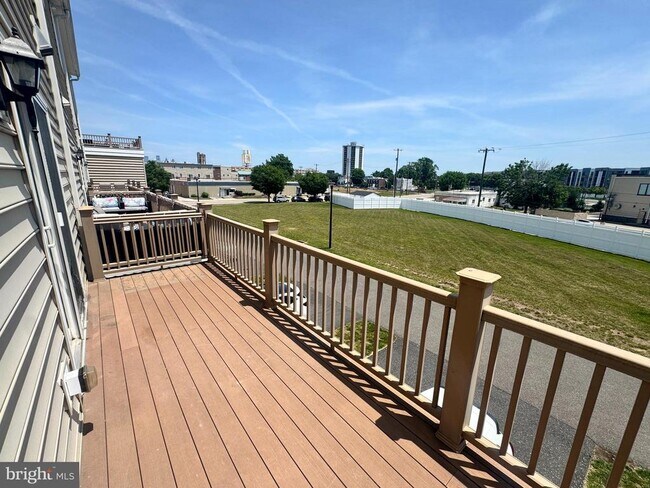 Building Photo - 3313 Pietro Way