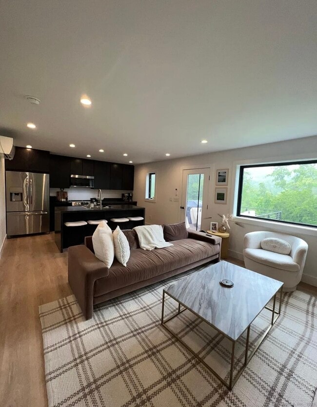Building Photo - 145-139 CT-39