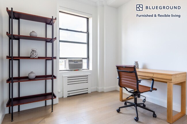 Building Photo - 915 West End Ave