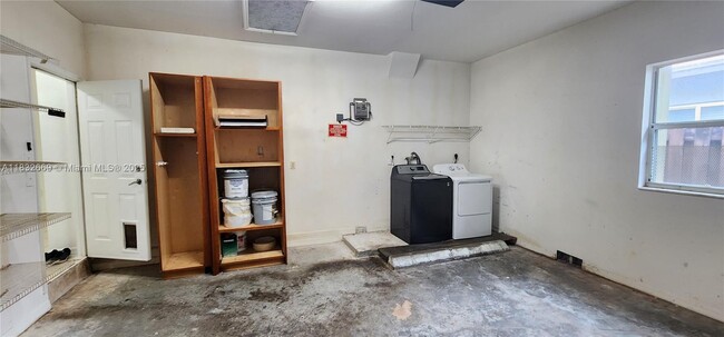 Building Photo - 14935 SW 34th St