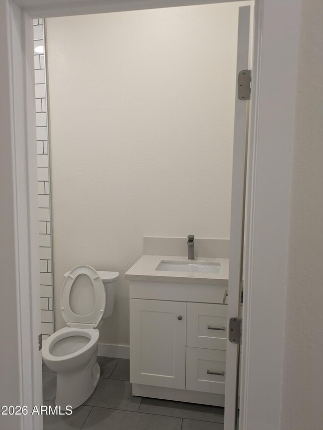 Building Photo - 14339 W Desert Hills Dr