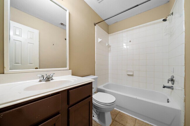 Building Photo - 6615 Wellington Meadows Dr