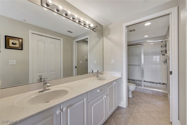 Building Photo - 7818 Great Heron Way