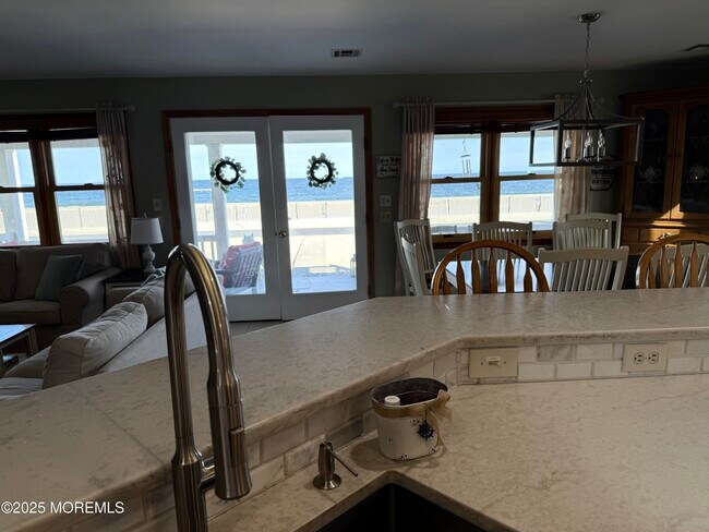 Building Photo - 275 Beach Front