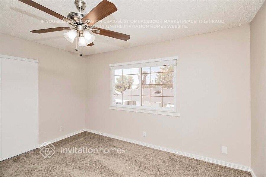 Building Photo - 2235 Windsor Dr