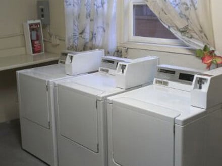 Building Photo - 10600 S Inglewood Ave