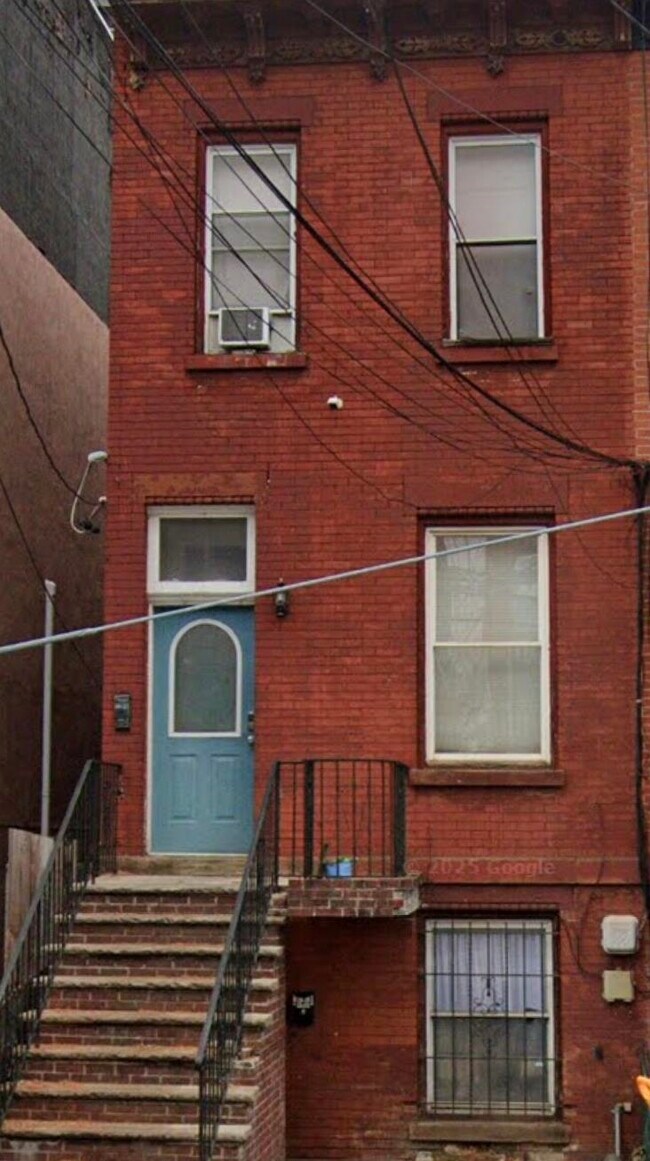 Building Photo - 333 Pacific Ave