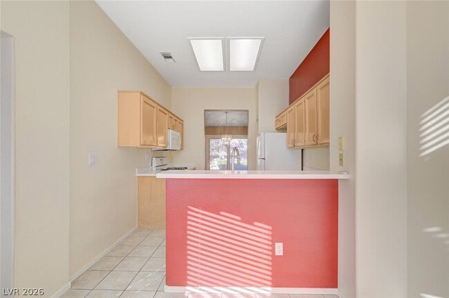 Building Photo - 9356 Villa Ridge Dr