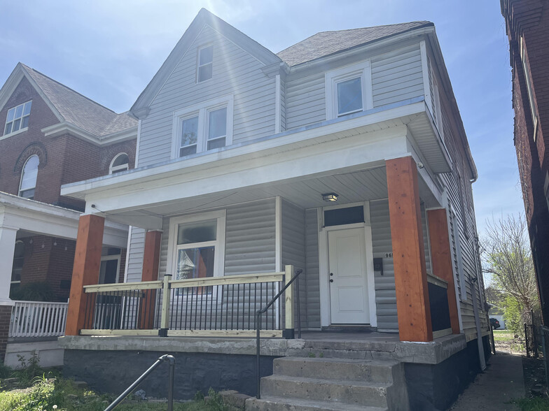 Primary Photo - 969 Wilson Ave