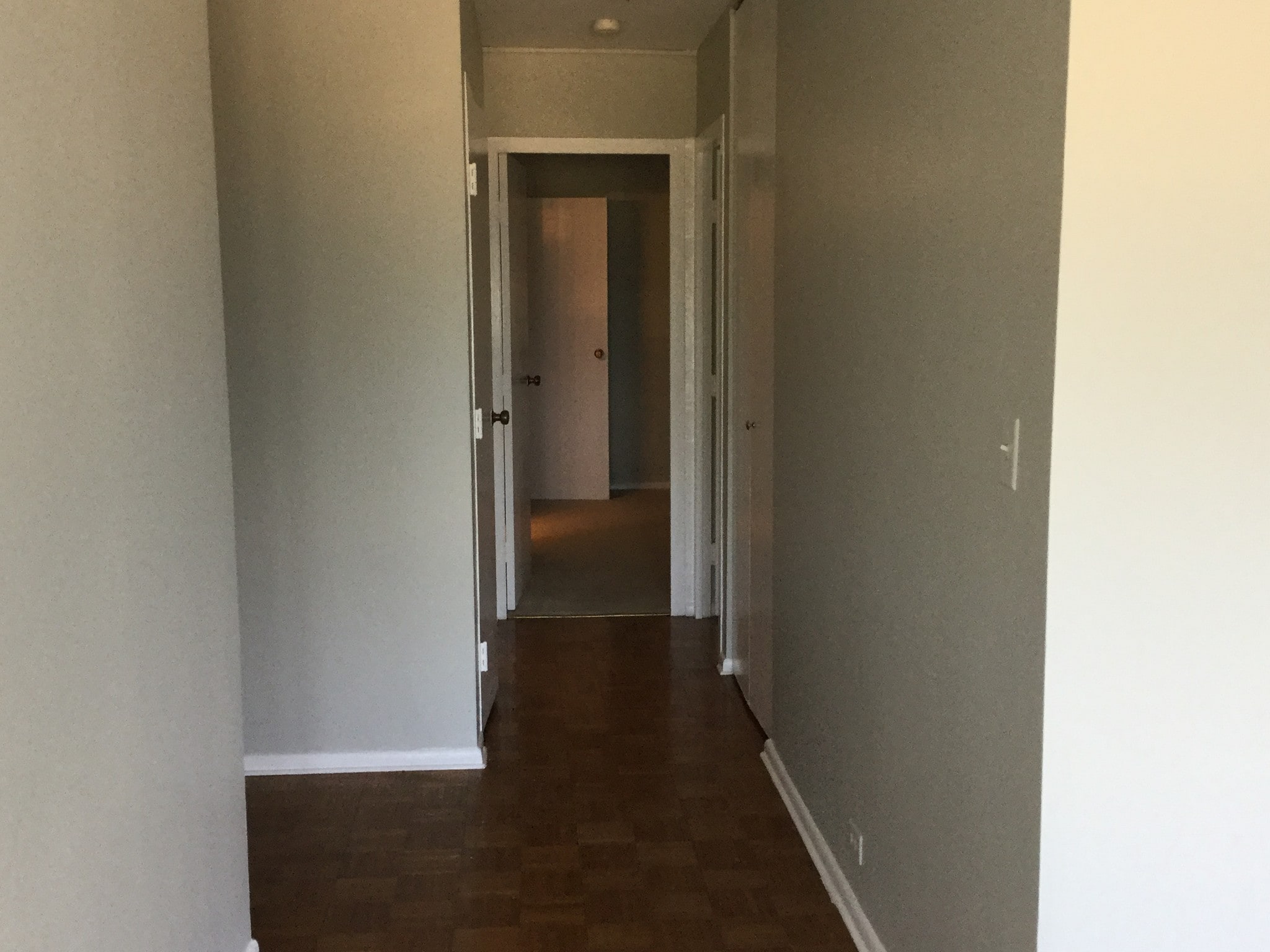 Hallway to Bedrooms & Baths - 5757 N Sheridan Rd