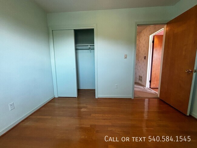 Building Photo - 1511 Narcissus St
