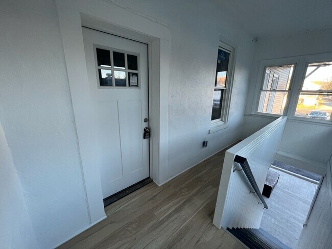 Building Photo - 415-417 Chestnut