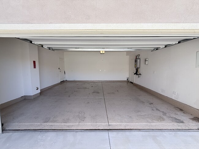 Building Photo - 672 Sage Brook Ct