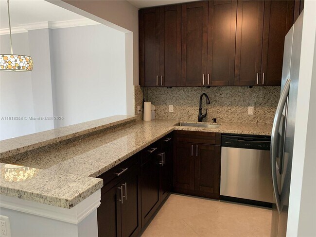 Building Photo - 1455 N Treasure Dr