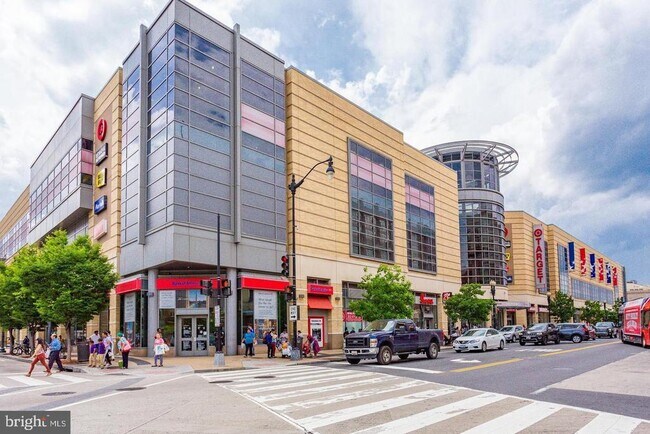 Building Photo - 1447 Chapin St NW