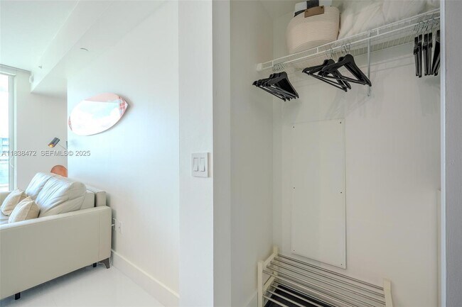 Building Photo - 1080 Brickell Ave