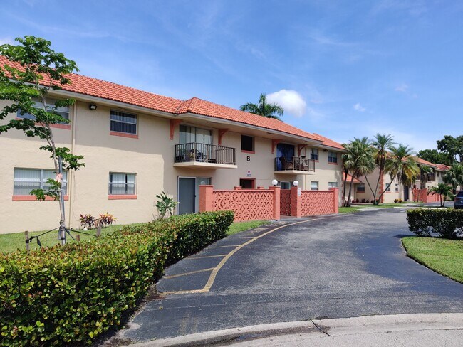 Building Photo - 11606 NW 29th St