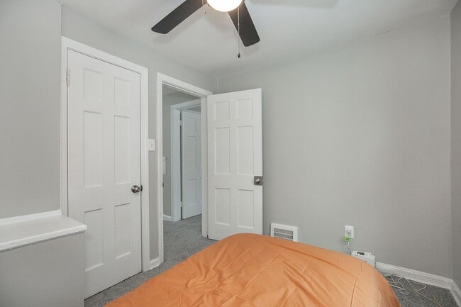 Building Photo - 3 BED 2 BATH BEAUTIFUL SINGLE FAMILY HOME!