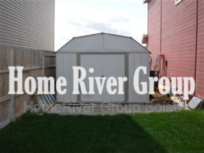 Building Photo - 1876 E Adelaide Dr