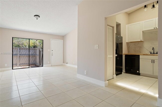 Building Photo - 3633 NW 99th Terrace