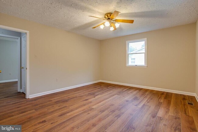 Building Photo - 3084 Eutaw Forest Dr