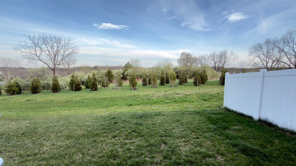 Backyard - 106 Hopi Pl