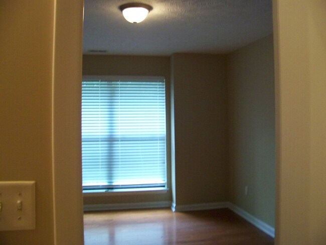 Building Photo - BRIARCLIFF