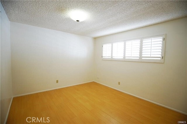 Building Photo - 6012 Oak Ave