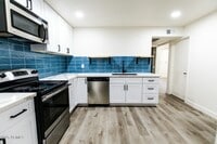 Building Photo - 2016 S Granada Dr