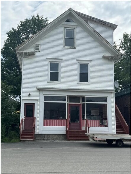 Primary Photo - 9 Commercial St