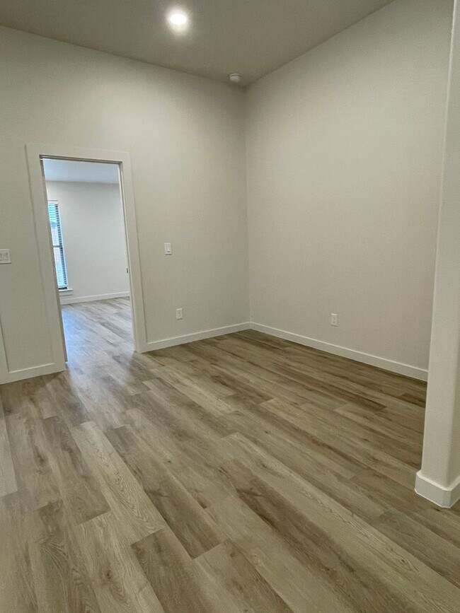 Building Photo - NEW 2026 Buld in Hometead 3/2/2