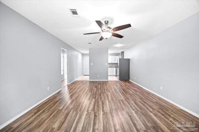 Building Photo - 6587 Bass Ln