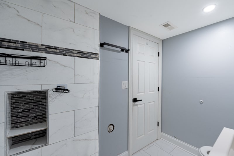 Building Photo - 4426 N Bernard St