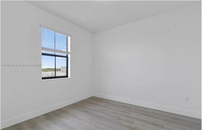 Building Photo - 5656 Cerva Ln
