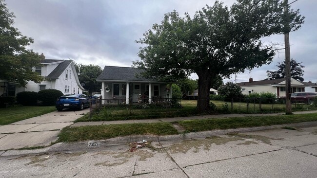 Primary Photo - 7220 Paige Ave