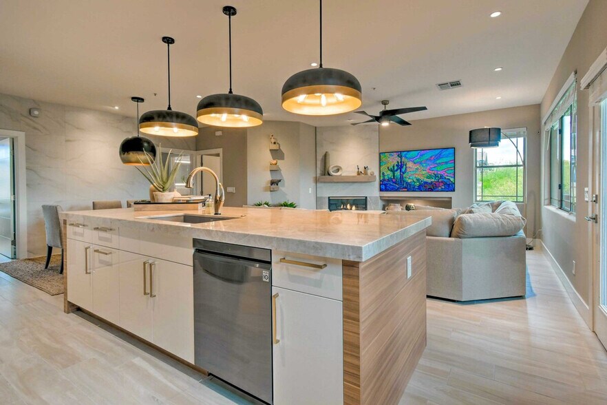 Building Photo - 11500 E Cochise Dr