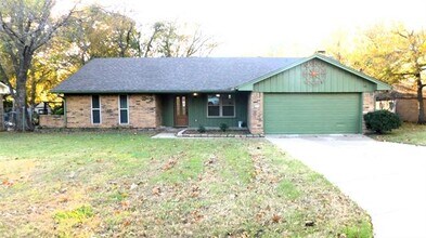 Building Photo - 2914 N Ricketts St