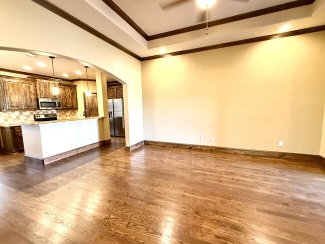 Building Photo - 414 Hidden Path