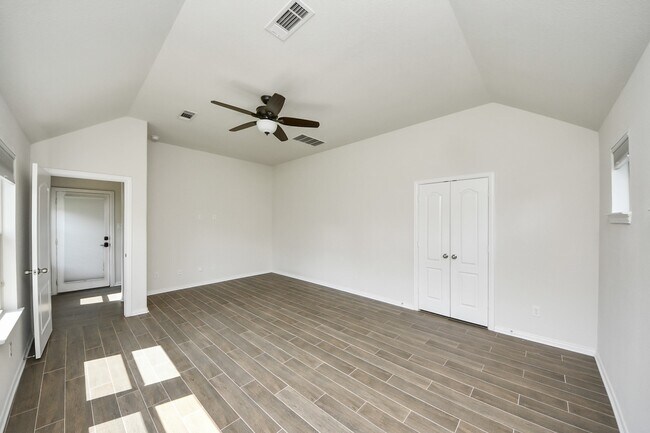 Building Photo - 12421 Berberry Dr