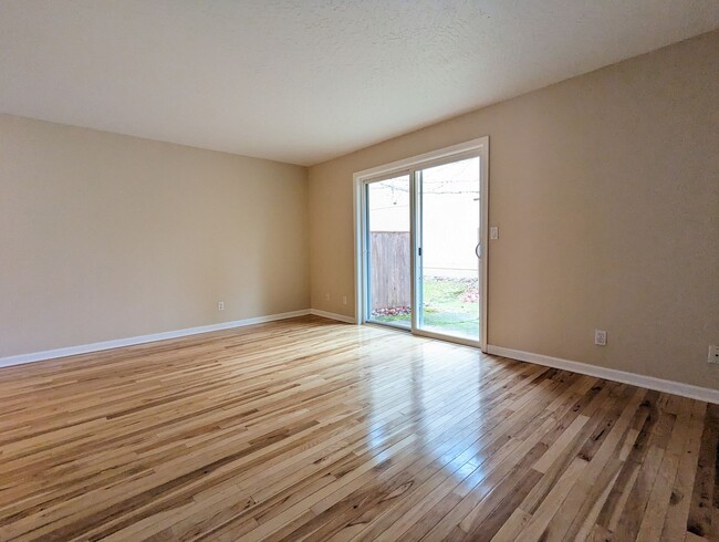 Building Photo - Beautiful 2-Bedroom, 1.5-Bath Condo. Landscaping included!