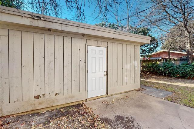Building Photo - 7948 Habersham Ln