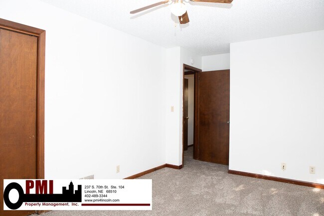 Building Photo - 3800/3802 Keith Cir