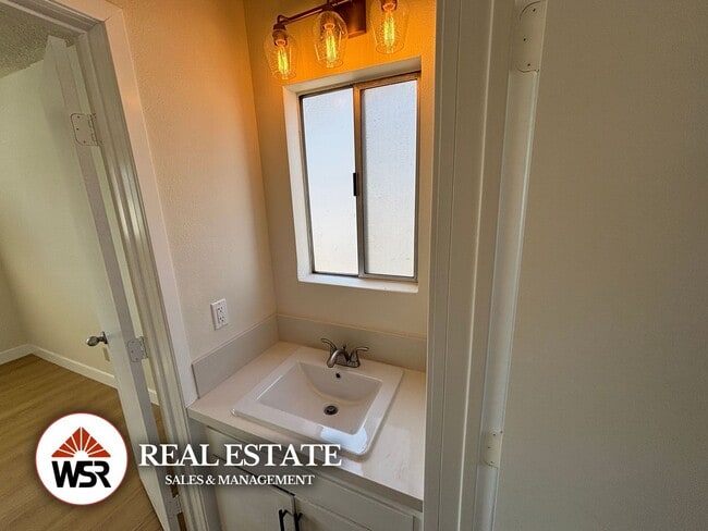 Building Photo - Fully Renovated 3BD/1.5BA House | Eucalyptus Ave, Moreno Valley