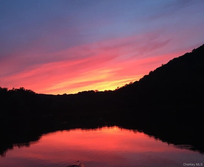 Building Photo - 49 Twin Lakes Rd